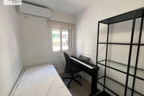 Apartment à louer à Valencia, Espagne, 1 chambre, 63 m2 No. 149475 - photo 13