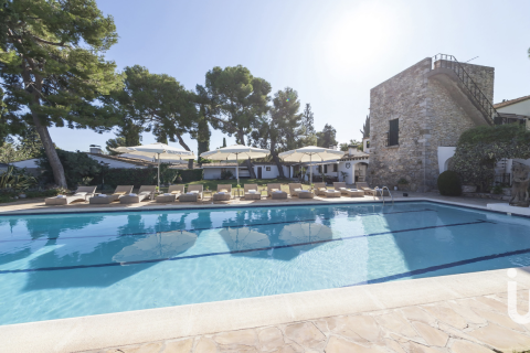 Casa a Sant Pere de Ribes, Barcelona, Spagna 11 camere da letto, 1031 mq. N° 153084