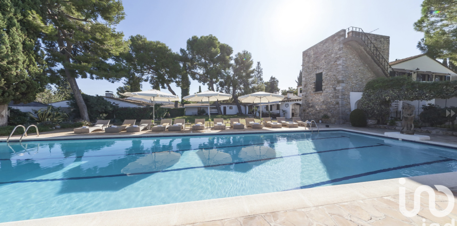 Дом в Сан-Пере-де-Рибес, Барселона, Испания 11 спален, 1031м2 №153084