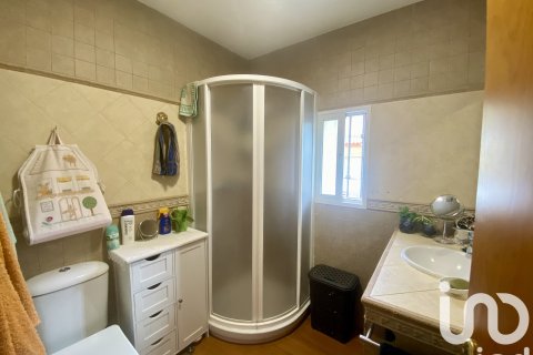 Hus till salu i Chiclana de la Frontera, Cadiz, Spanien 7 sovrum, 214 kvm. Nr. 153081 - foto 23