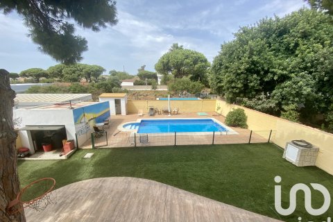 Hus till salu i Chiclana de la Frontera, Cadiz, Spanien 7 sovrum, 214 kvm. Nr. 153081 - foto 30