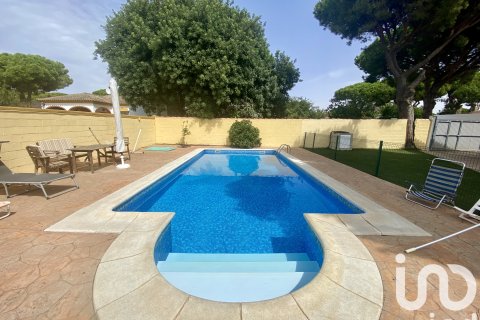 Hus till salu i Chiclana de la Frontera, Cadiz, Spanien 7 sovrum, 214 kvm. Nr. 153081 - foto 3