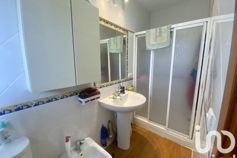 Hus till salu i Chiclana de la Frontera, Cadiz, Spanien 7 sovrum, 214 kvm. Nr. 153081 - foto 22