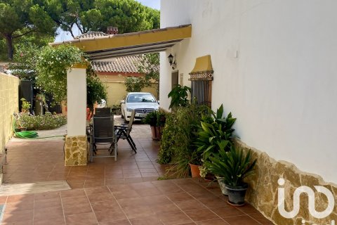 Hus till salu i Chiclana de la Frontera, Cadiz, Spanien 7 sovrum, 214 kvm. Nr. 153081 - foto 6