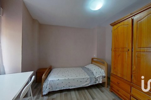 Dom w Valls, Tarragona, Hiszpania 6 sypialni, 188 mkw. nr 153087 – zdjęcie 16