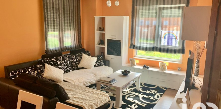 Radhus i San Andres del Rabanedo, Leon, Spanien 4 sovrum, 194 kvm. Nr. 153086