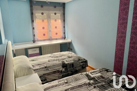 Radhus till salu i San Andres del Rabanedo, Leon, Spanien 4 sovrum, 194 kvm. Nr. 153086 - foto 15