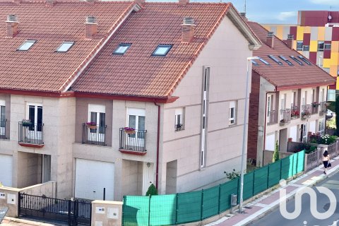 Radhus till salu i San Andres del Rabanedo, Leon, Spanien 4 sovrum, 194 kvm. Nr. 153086 - foto 24