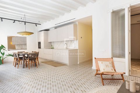 Apartment for sale in Barcelona, Spain 2 bedrooms, 108 sq.m. No. 150747 - photo 11