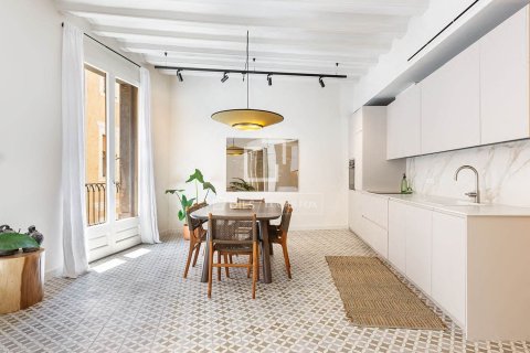 Apartment for sale in Barcelona, Spain 2 bedrooms, 108 sq.m. No. 150747 - photo 6