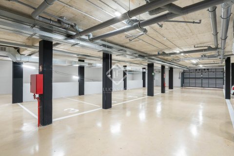 Dzīvoklis pārdošanā Esplugues de Llobregat, Barcelona, Spānijā 3 istabas, 111 m2 Nr. 150743 - attēls 16