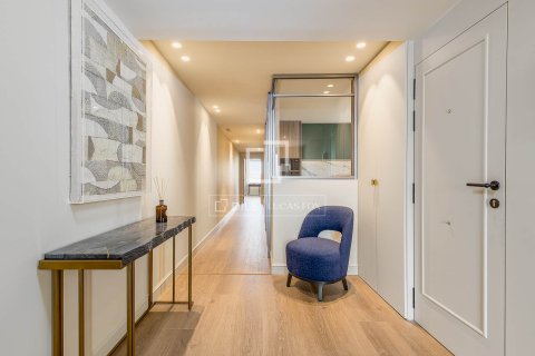 Penthouse w Barcelona, Hiszpania 2 sypialnie, 112 mkw. nr 150746 – zdjęcie 25