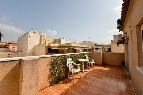 Apartment in Torrevieja, Alicante, Spain 3 bedrooms, 82 sq.m. No. 190345