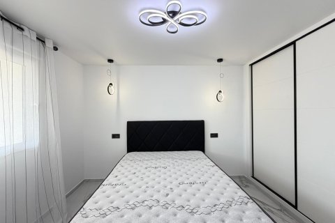 Wohnung zum Verkauf in La Zenia, Alicante, Spanien 1 Schlafzimmer, 64 m2 Nr. 190238 - Foto 20