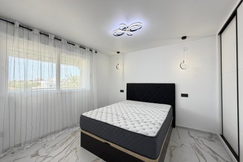 Wohnung zum Verkauf in La Zenia, Alicante, Spanien 1 Schlafzimmer, 64 m2 Nr. 190238 - Foto 18