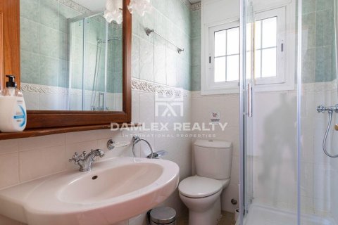 Dom w Lloret de Mar, Girona, Hiszpania 5 sypialni, 335 mkw. nr 177189 – zdjęcie 8