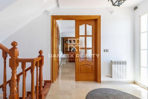 Dom w Lloret de Mar, Girona, Hiszpania 5 sypialni, 335 mkw. nr 177189 – zdjęcie 20