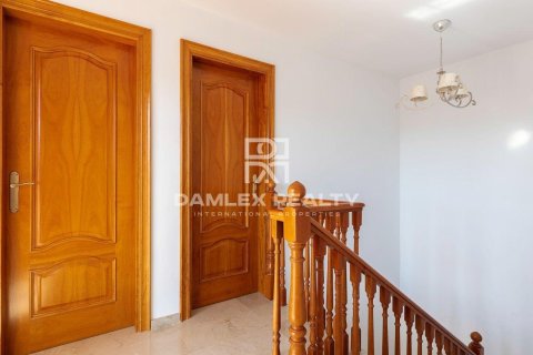 Dom w Lloret de Mar, Girona, Hiszpania 5 sypialni, 335 mkw. nr 177189 – zdjęcie 11