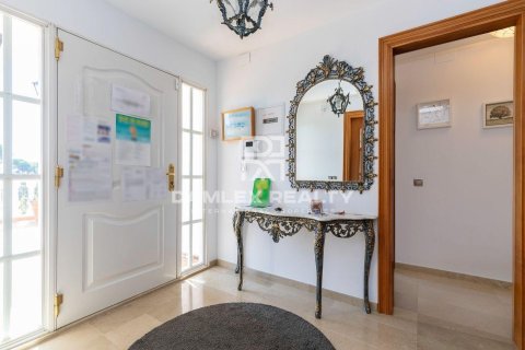 Dom w Lloret de Mar, Girona, Hiszpania 5 sypialni, 335 mkw. nr 177189 – zdjęcie 19