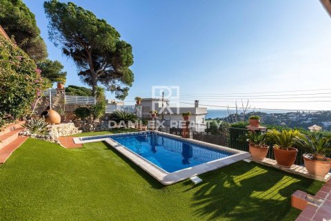 House à vendre à Lloret de Mar, Girona, Espagne, 3 chambres, 168 m2 No. 177188 - photo 17