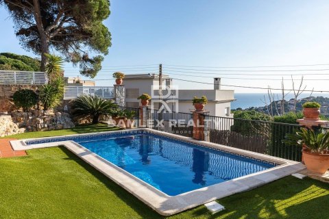 House à vendre à Lloret de Mar, Girona, Espagne, 3 chambres, 168 m2 No. 177188 - photo 18