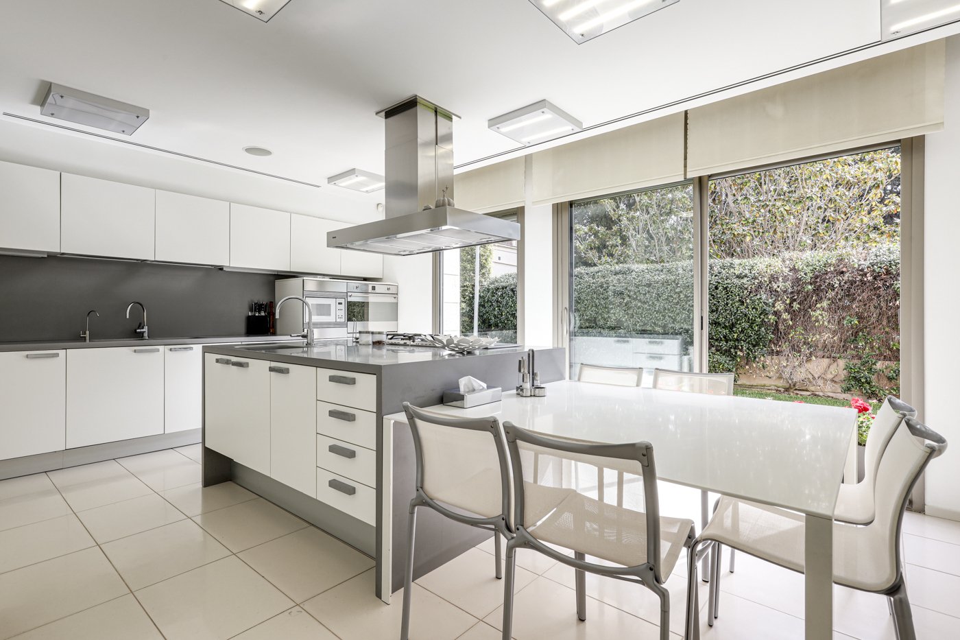 Villa i Pedralbes, Barcelona, Spanien 7 sovrum, 900 kvm. Nr. 133511
