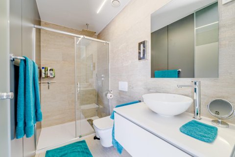 Villa for sale in Finestrat, Alicante, Spain 5 bedrooms, 242 sq.m. No. 165241 - photo 12