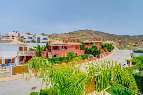 Villa for sale in Finestrat, Alicante, Spain 5 bedrooms, 242 sq.m. No. 165241 - photo 3