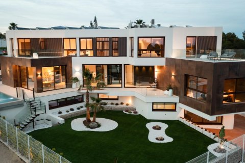 Villa à vendre à Benidorm, Alicante, Espagne, 4 chambres, 535 m2 No. 165239 - photo 15