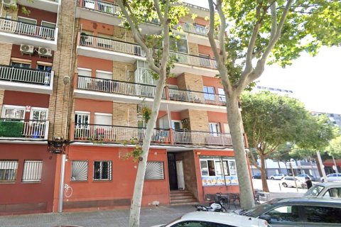 Apartamento en venta en Badalona, Barcelona, España 2 dormitorios, 68 m2 No. 191512 - foto 3
