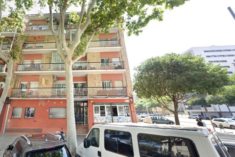 Apartamento en venta en Badalona, Barcelona, España 2 dormitorios, 68 m2 No. 191512 - foto 2