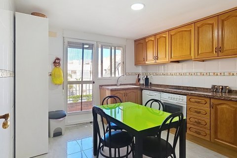 Продажа квартиры в Мирамар, Валенсия, Испания 3 спальни, 210м2 №152831 - фото 7