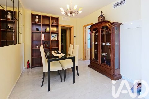 Продажа квартиры в Мирамар, Валенсия, Испания 3 спальни, 210м2 №152831 - фото 5