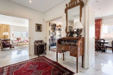Duplex à vendre à Madrid, Espagne, 4 chambres, 378 m2 No. 159536 - photo 4