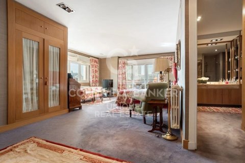 Duplex à vendre à Madrid, Espagne, 4 chambres, 378 m2 No. 159536 - photo 7