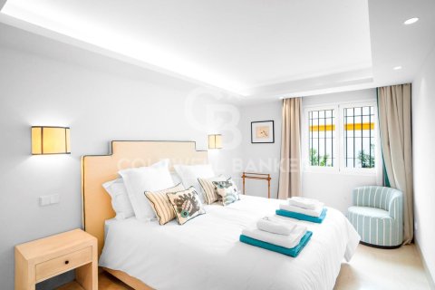 Dom w Marbella, Malaga, Hiszpania 4 sypialnie, 220 mkw. nr 159533 – zdjęcie 9