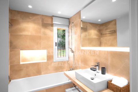 Продажа дома в Марбелья, Малага, Испания 4 спальни, 220м2 №159533 - фото 17