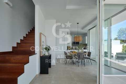 House for sale in Marbella, Malaga, Spain 5 bedrooms, 348 sq.m. No. 159534 - photo 12