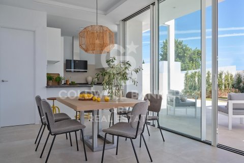 House for sale in Marbella, Malaga, Spain 5 bedrooms, 348 sq.m. No. 159534 - photo 9