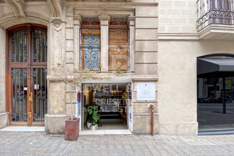Lokal usługowy w Barcelona, Hiszpania 153 mkw. nr 159532 – zdjęcie 3
