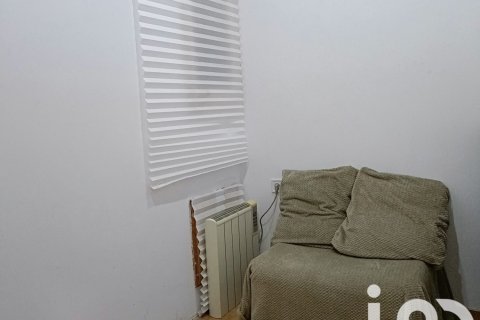 Apartment for sale in Barcelona, Spain 4 bedrooms, 121 sq.m. No. 152954 - photo 14