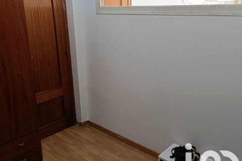 Apartment for sale in Barcelona, Spain 4 bedrooms, 121 sq.m. No. 152954 - photo 22