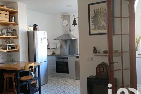 Apartment for sale in Barcelona, Spain 4 bedrooms, 121 sq.m. No. 152954 - photo 6