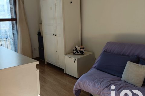 Apartment for sale in Barcelona, Spain 4 bedrooms, 121 sq.m. No. 152954 - photo 29