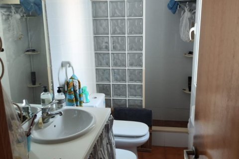 Huoneisto myytävänä L'Ametlla de Mar, Tarragona, Espanja, 2 makuuhuonetta, 64 m2 No. 152951 - kuva 8