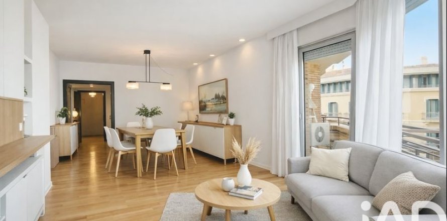 Lägenhet i Barcelona, Spanien 4 sovrum, 147 kvm. Nr. 152950