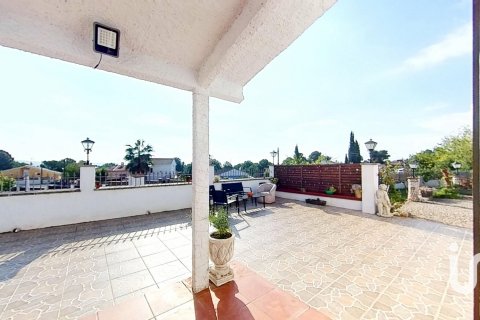 Dom w El Vendrell, Tarragona, Hiszpania 4 sypialnie, 277 mkw. nr 152948 – zdjęcie 8