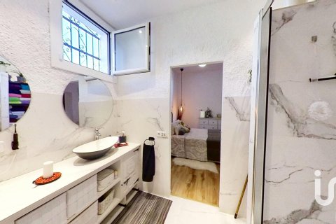 Dom w El Vendrell, Tarragona, Hiszpania 4 sypialnie, 277 mkw. nr 152948 – zdjęcie 25