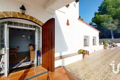 Dom w El Vendrell, Tarragona, Hiszpania 4 sypialnie, 277 mkw. nr 152948 – zdjęcie 3