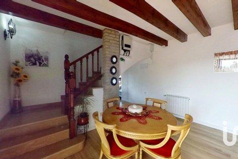 Dom w El Vendrell, Tarragona, Hiszpania 4 sypialnie, 277 mkw. nr 152948 – zdjęcie 6